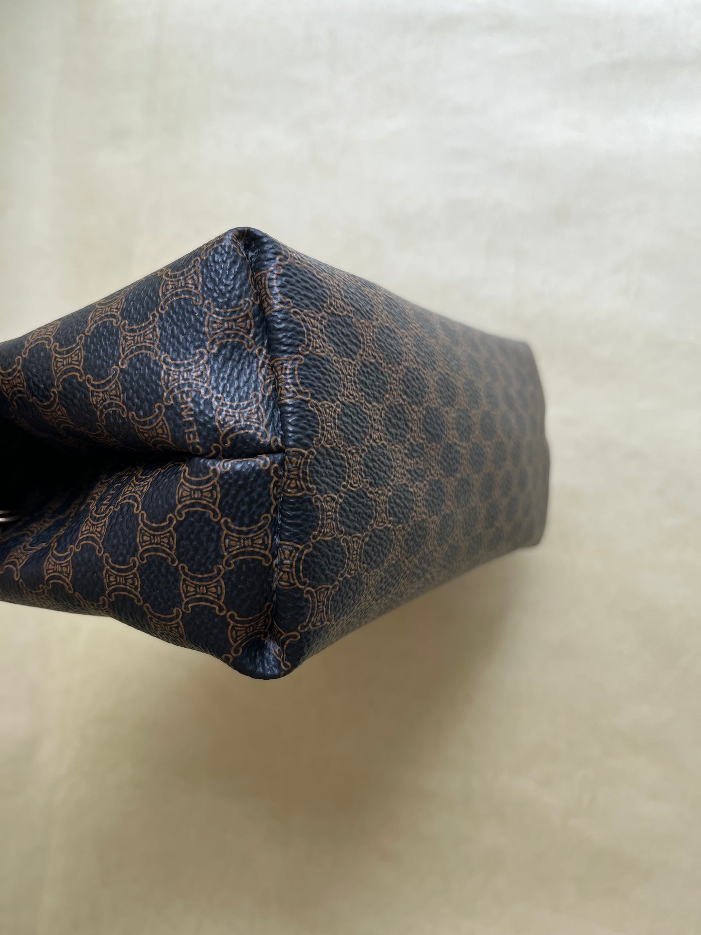 Vintage Celine Pouch (size: m)
