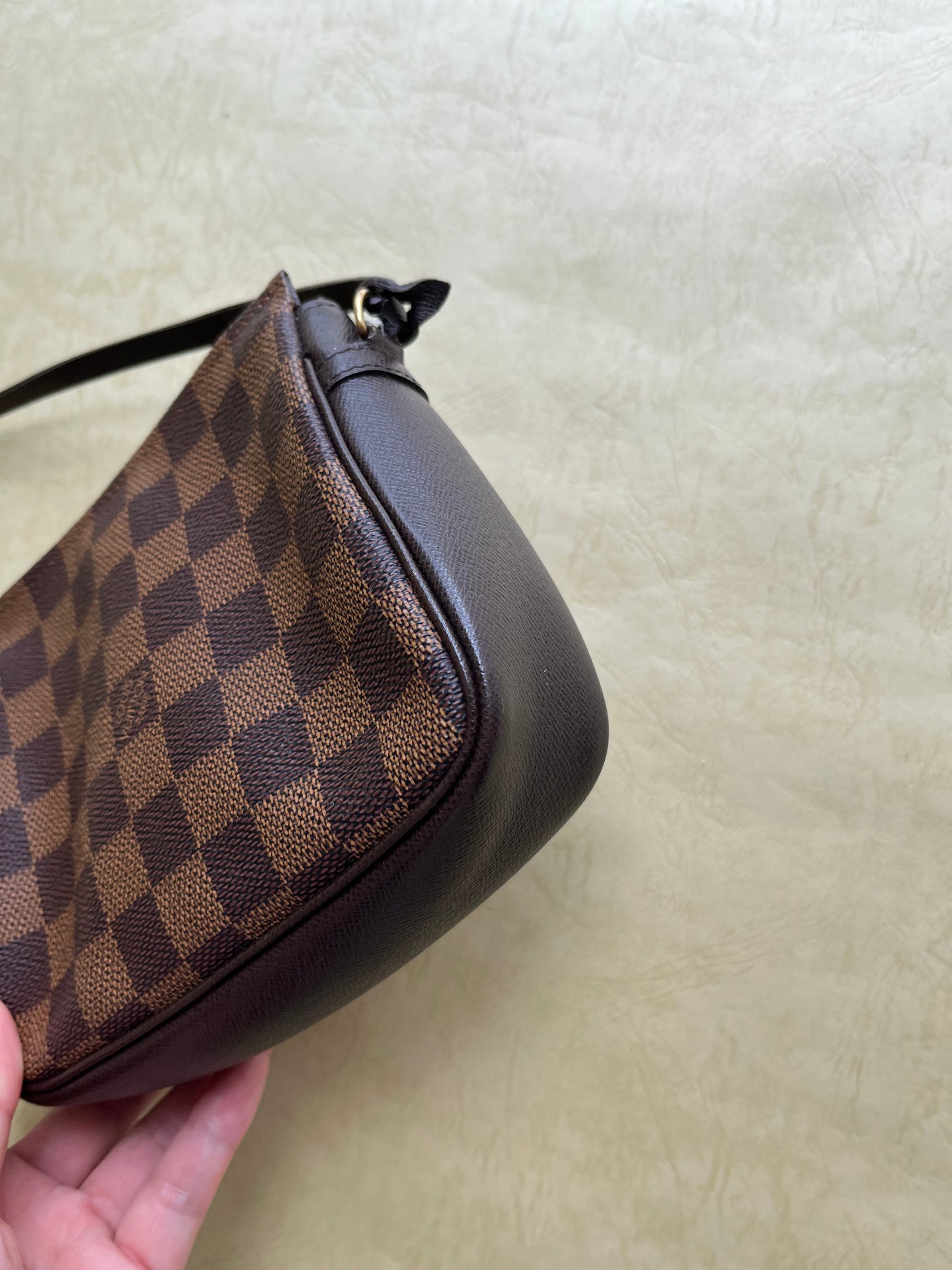 Vintage Louis Vuitton Damier Bag