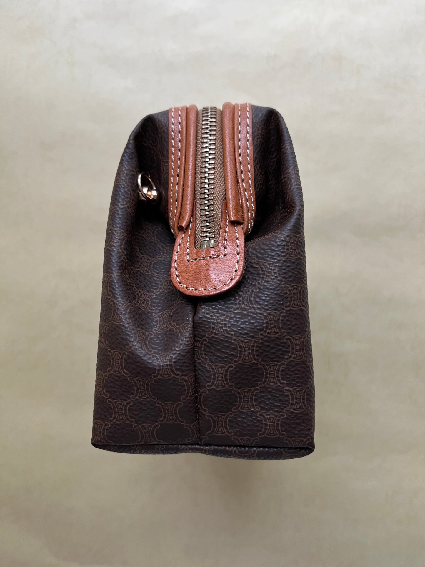 Vintage Celine Pouch (size: M)
