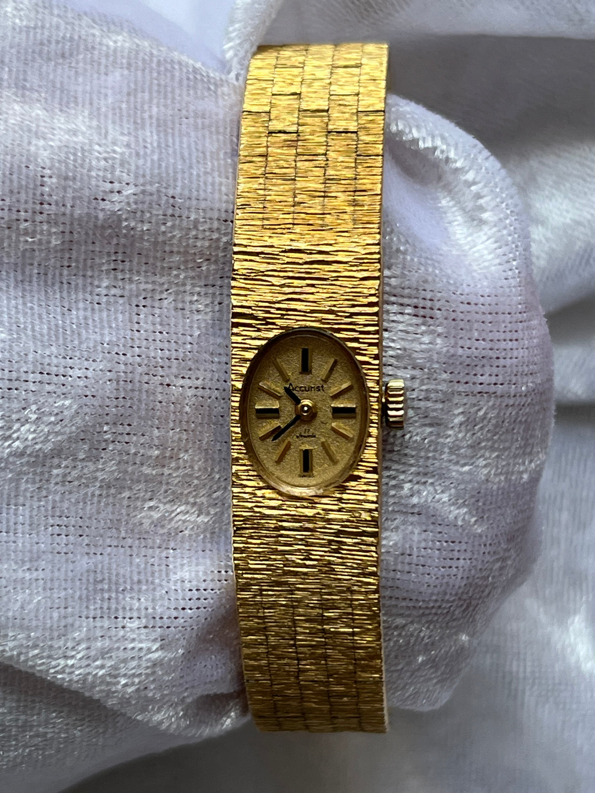 Vintage Accurist Watch