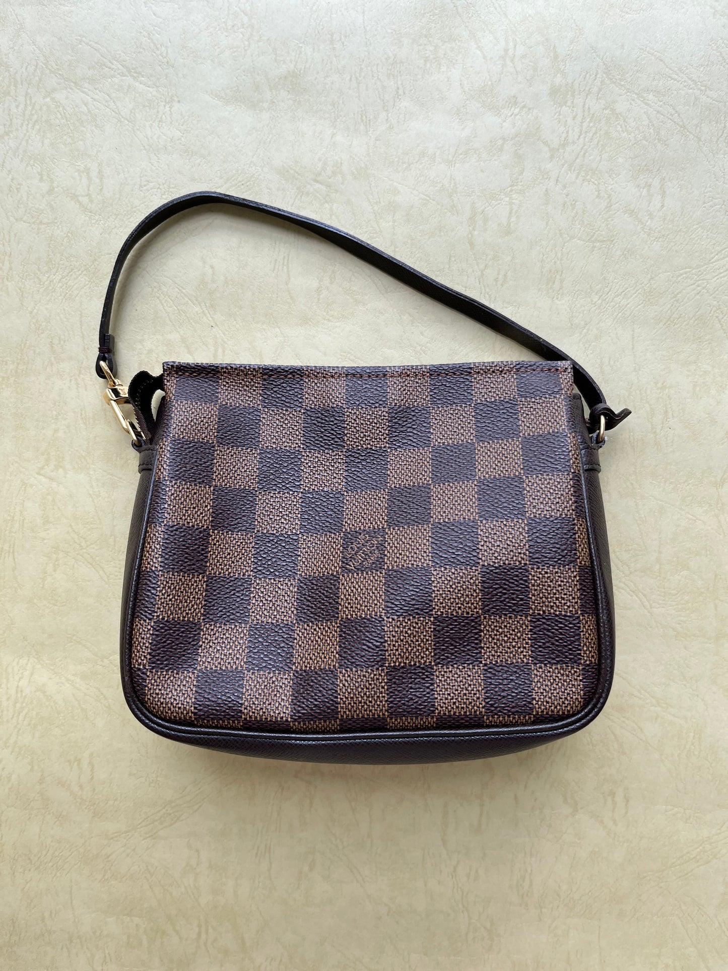 Vintage Louis Vuitton Damier Bag