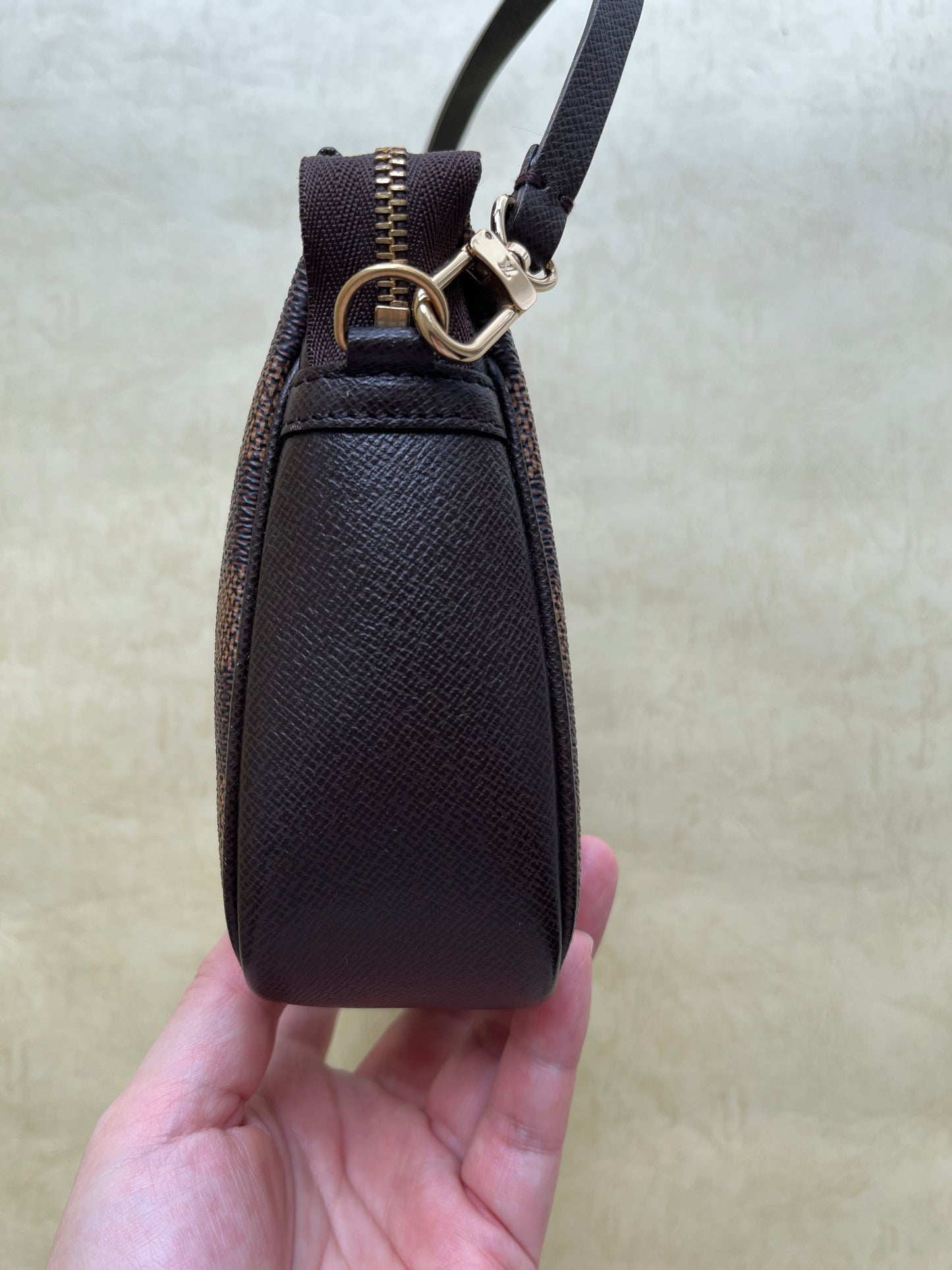 Vintage Louis Vuitton Damier Bag