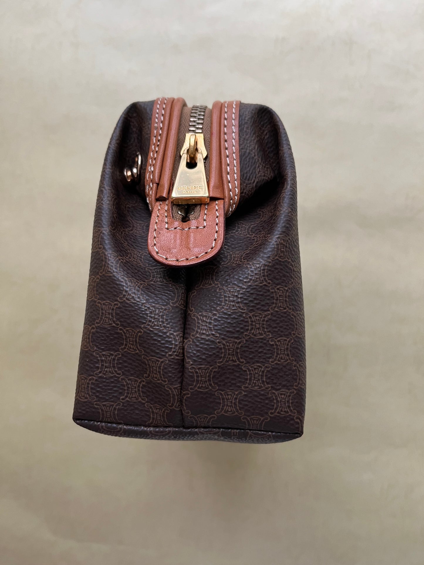 Vintage Celine Pouch (size: M)