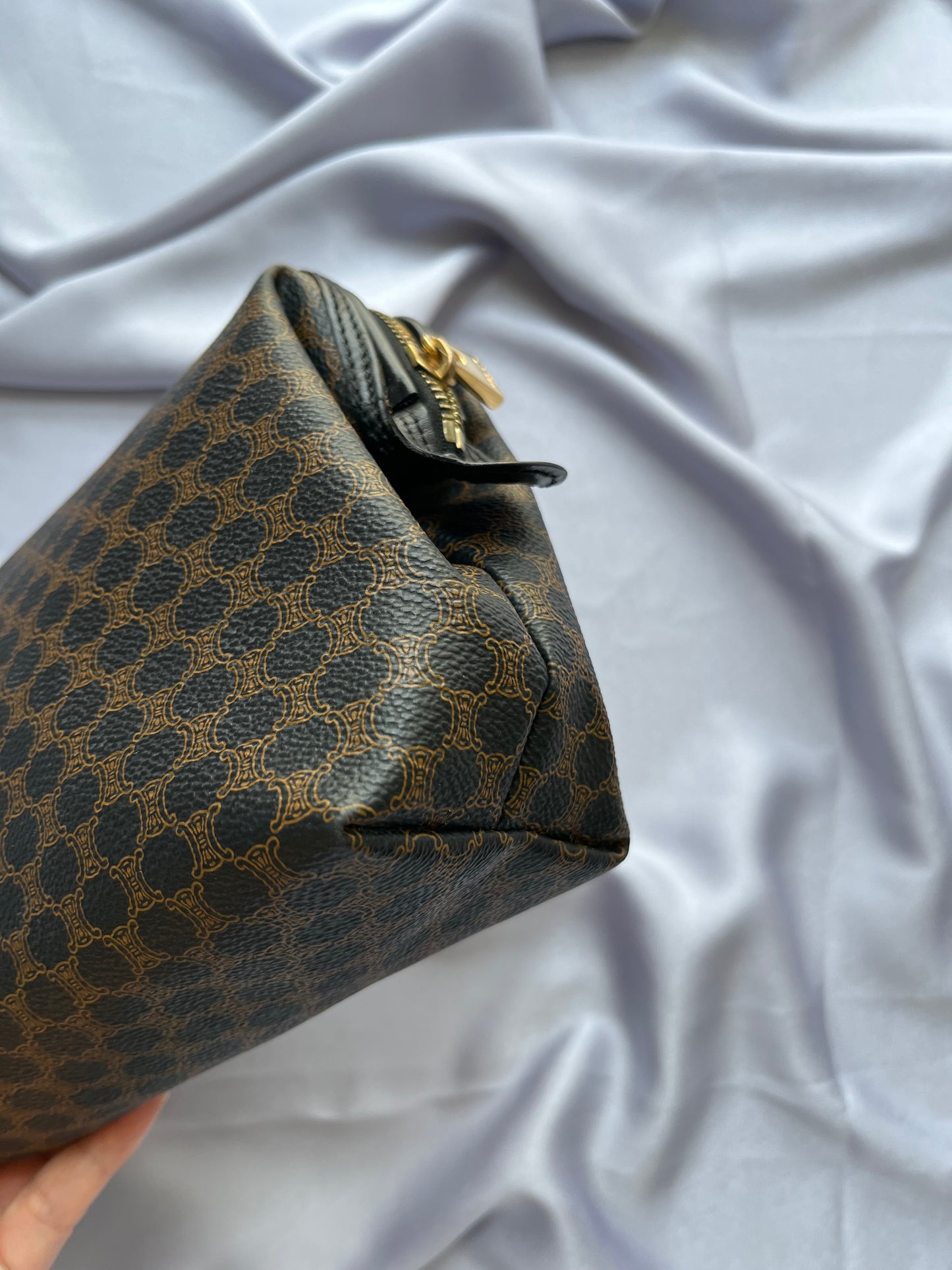 Vintage Celine Pouch (size: M)