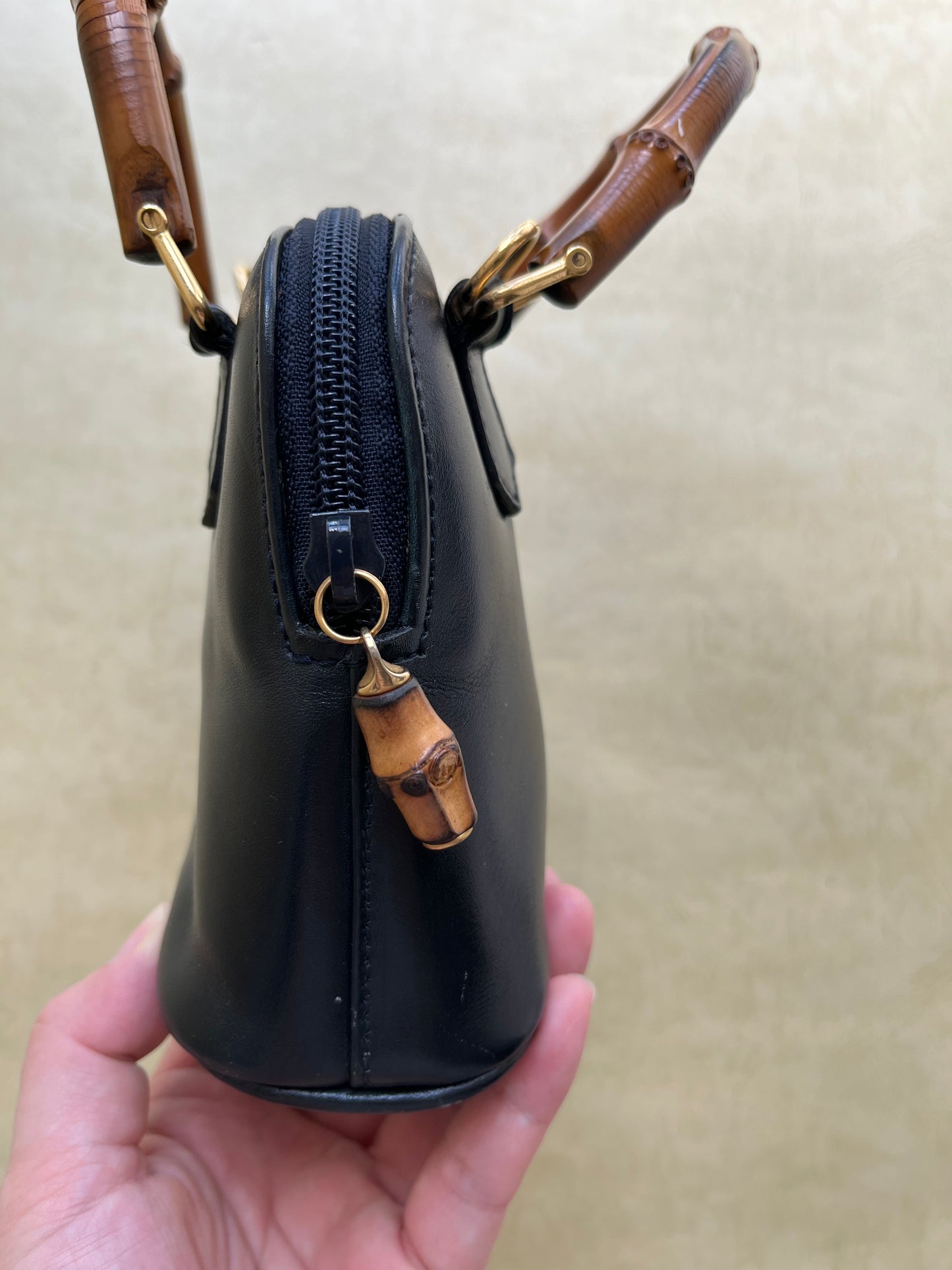 Vintage Gucci Crossbody Bag (size: mini)