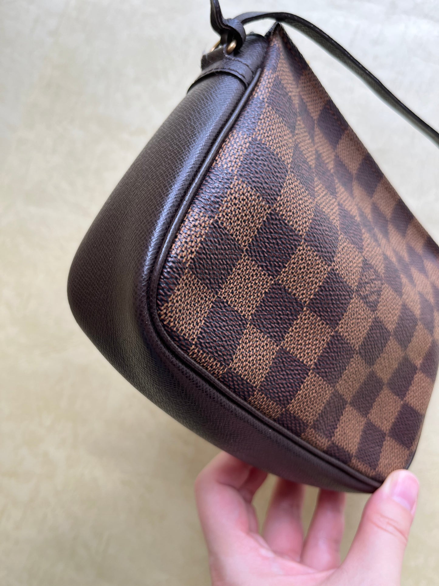 Vintage Louis Vuitton Damier Bag