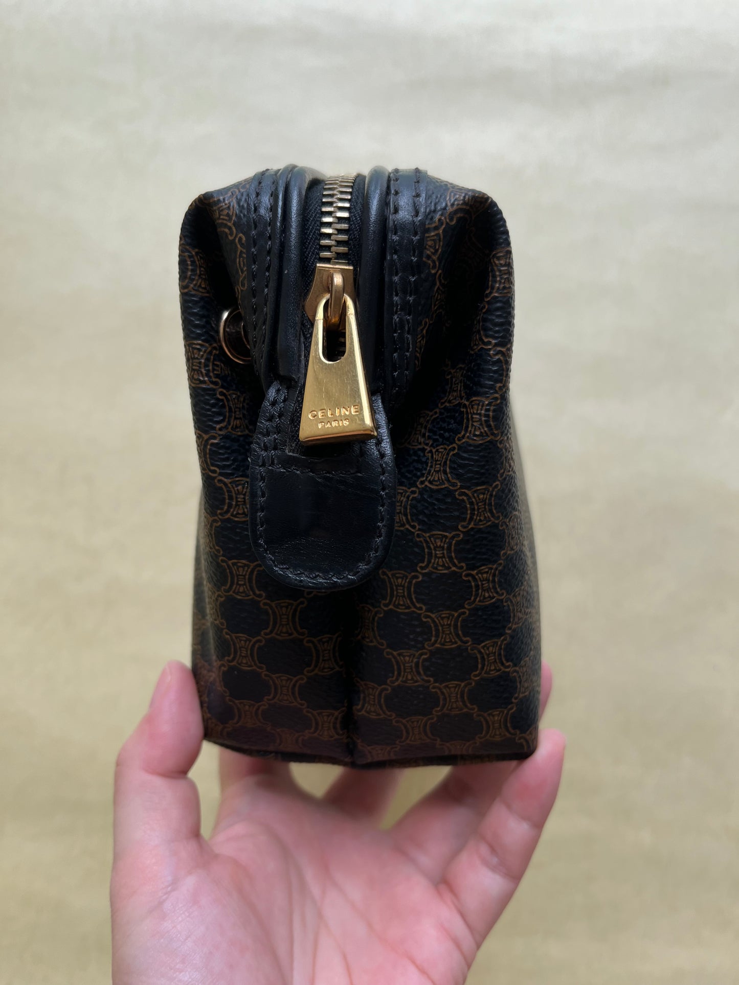 Vintage Celine Pouch (size: m)