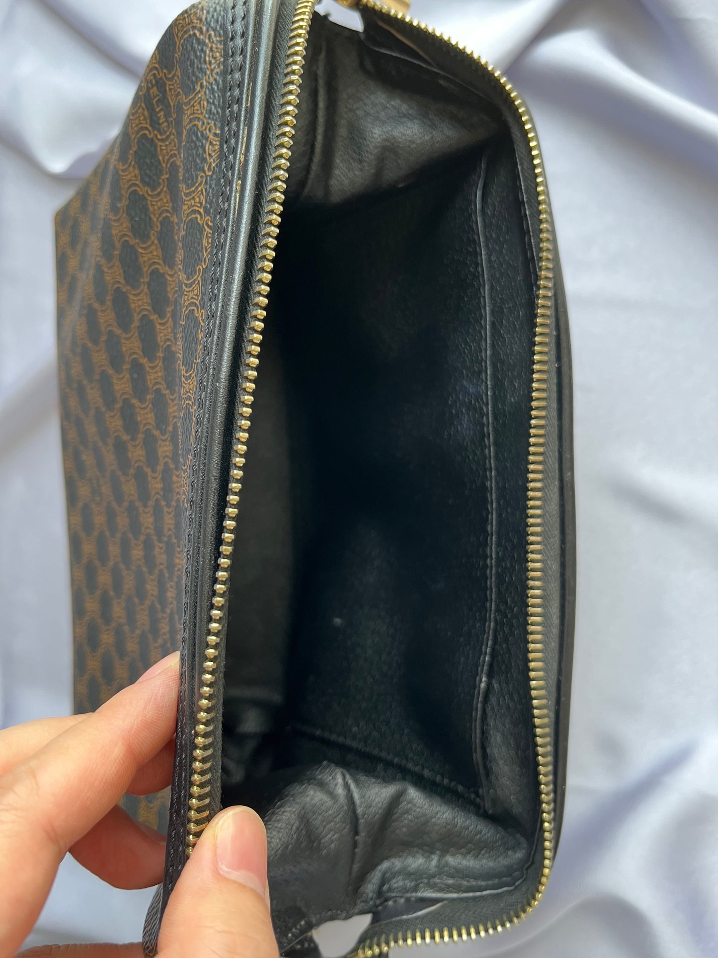 Vintage Celine Pouch (size: M)