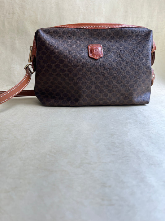Vintage Celine Pouch (size: L)