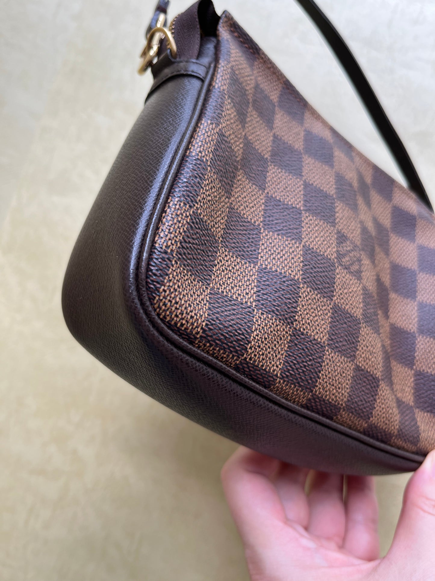 Vintage Louis Vuitton Damier Bag